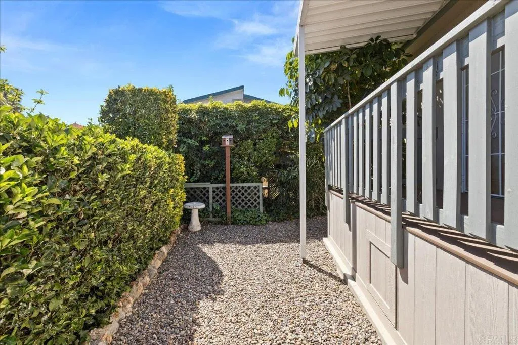 https://cdn.realtyfeed.com/cdn/127/306704992/4007b46d89cfe34cfbdcb32f36936c1e.webp