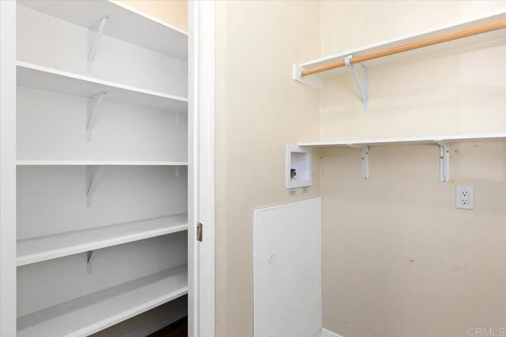 https://cdn.realtyfeed.com/cdn/127/306704992/8f38785345b30fdd44ea7dda37309c0c.webp