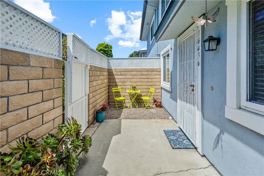16436 Poco Circle, Huntington Beach, CA 92649 - Photo 4 of 50, Huntington Beach, CA