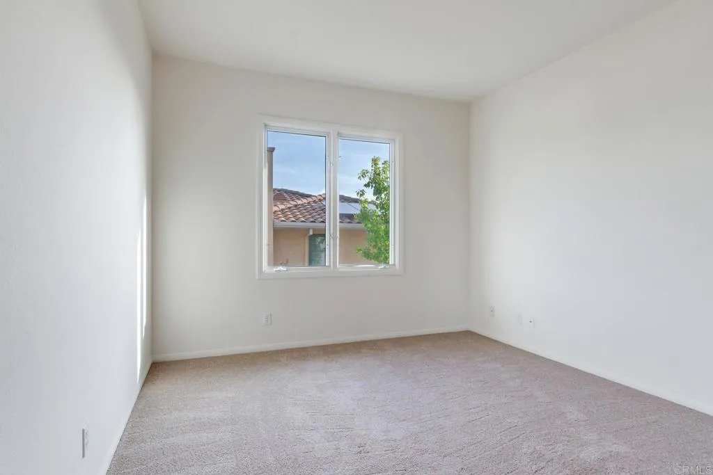https://cdn.realtyfeed.com/cdn/127/306705019/5ff5be2be44e8299088413d51b67583e.webp