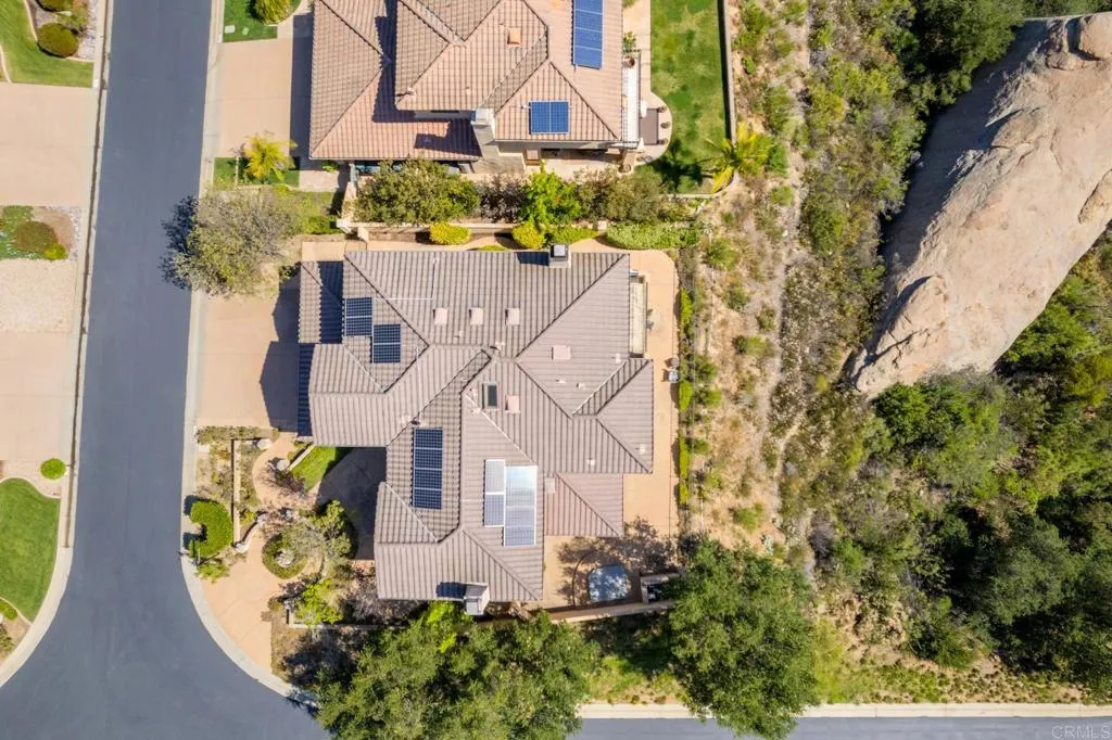 https://cdn.realtyfeed.com/cdn/127/306705019/ae238f4491ac6a265fbf1551d89680f6.webp