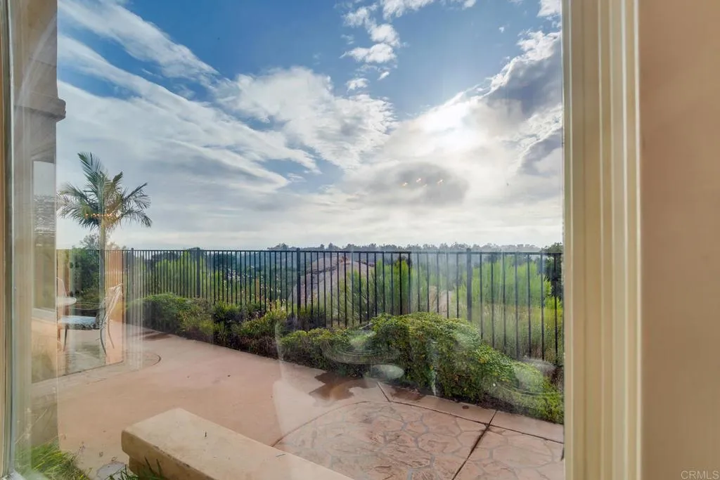 https://cdn.realtyfeed.com/cdn/127/306705019/c9d650acc56a7cea19cab316c25c641b.webp