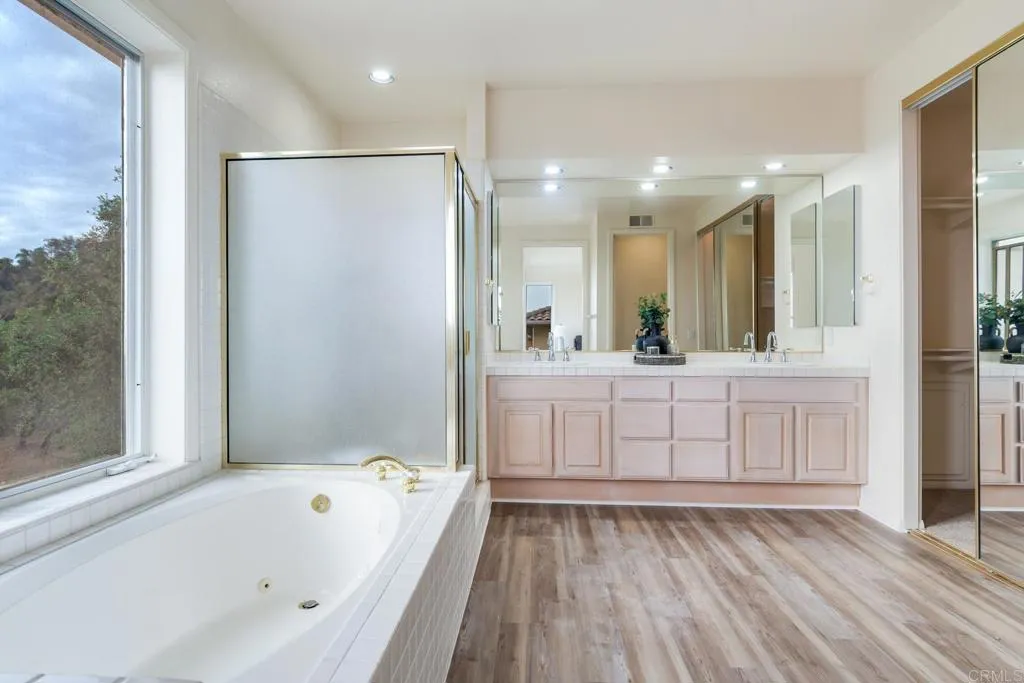 https://cdn.realtyfeed.com/cdn/127/306705019/ce017aaa159377a699987ba6855e2490.webp