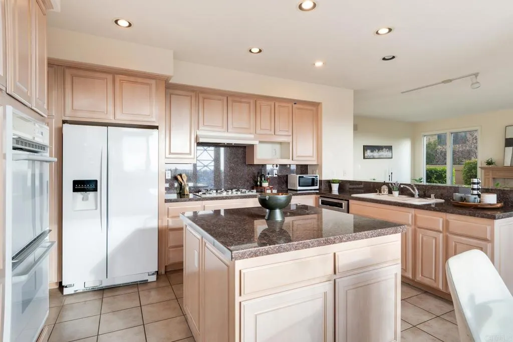 https://cdn.realtyfeed.com/cdn/127/306705019/ff376e428115400138c882027874f26e.webp