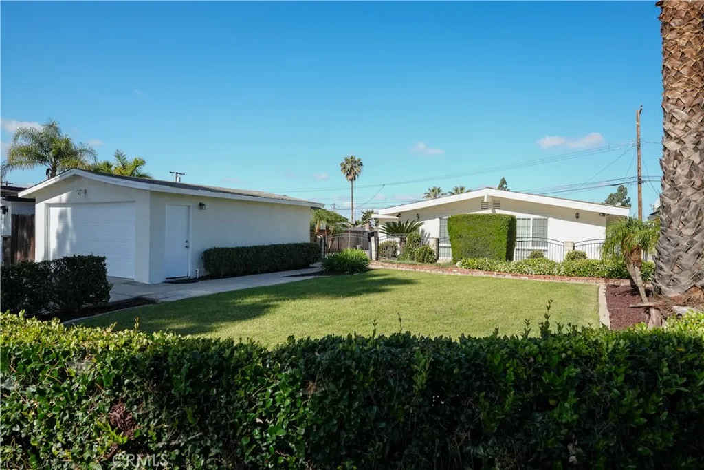 Covina, CA 91724