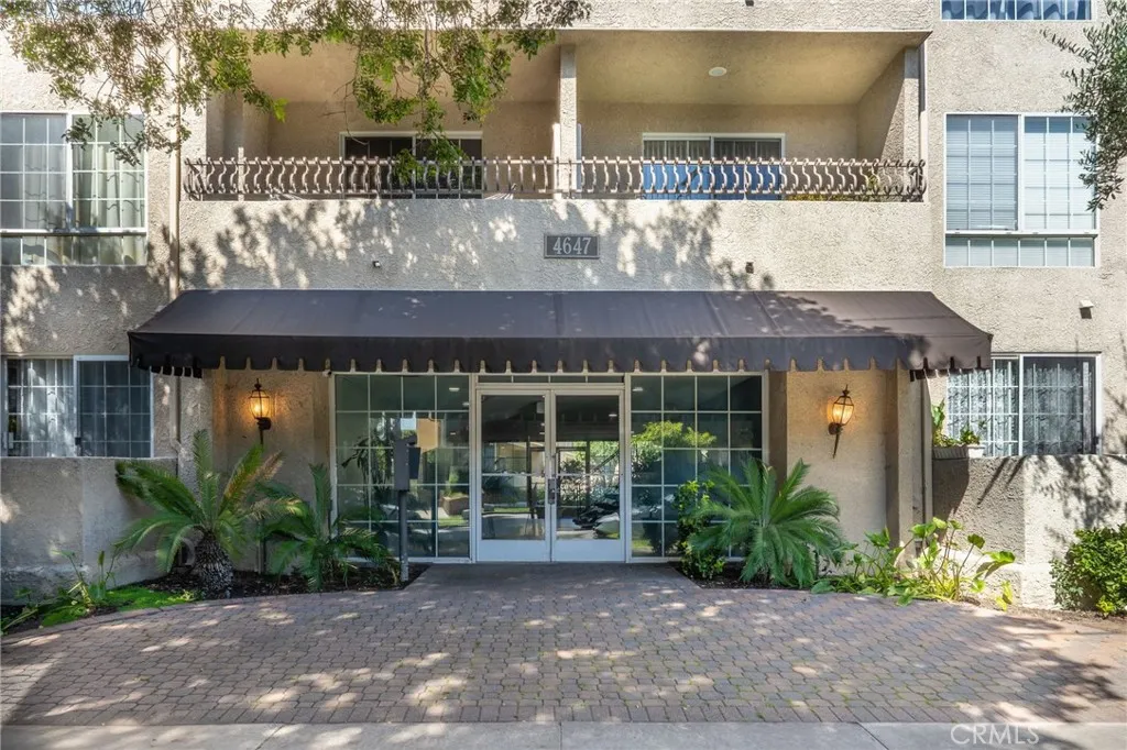 Sherman Oaks, CA 91403
