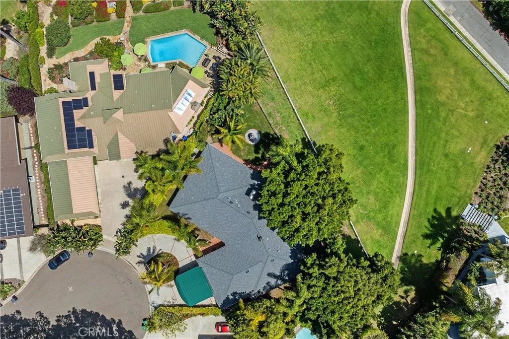 https://cdn.realtyfeed.com/cdn/127/306705052/45636ce639ffdd072299f7f412b2985e.webp