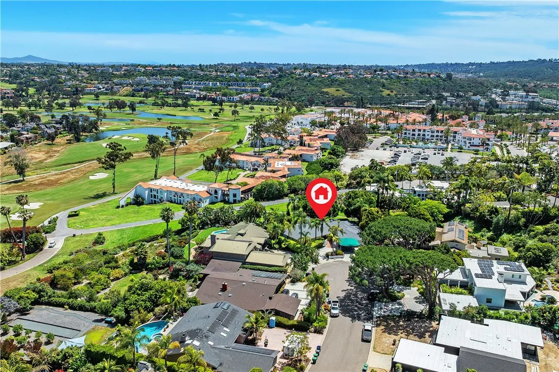https://cdn.realtyfeed.com/cdn/127/306705052/8c6a3b214f9962687c9b08075005497a.webp