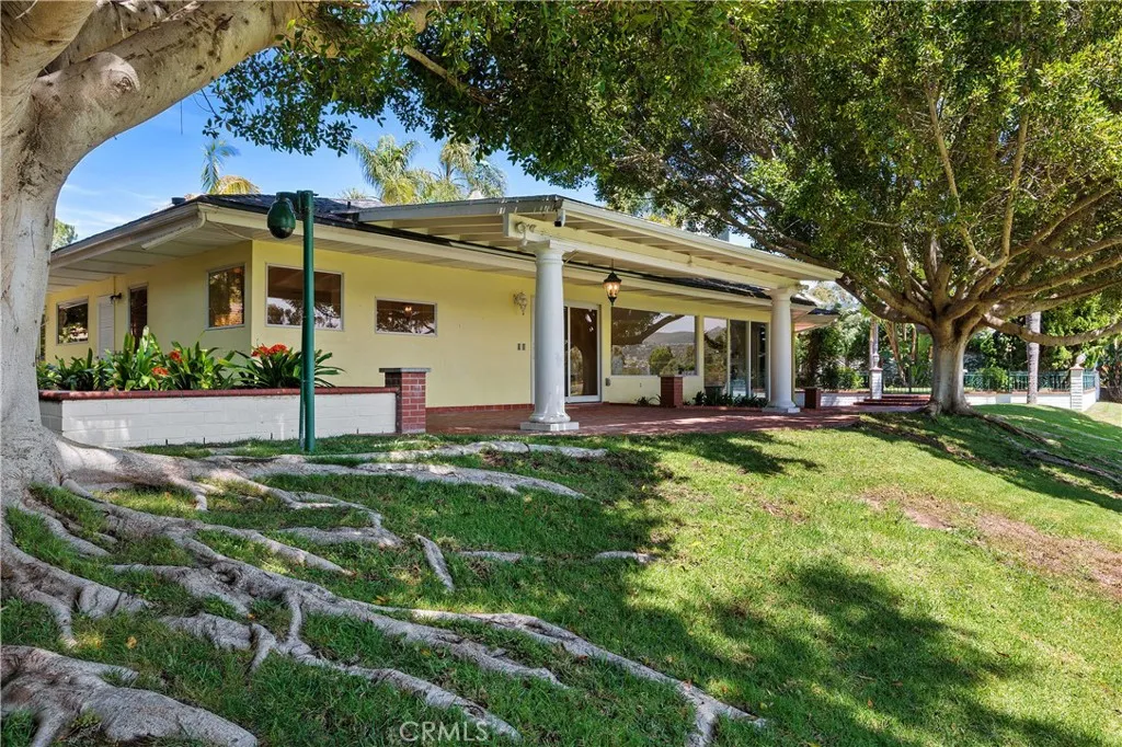 https://cdn.realtyfeed.com/cdn/127/306705052/bb07c58f46892bac6e90df9766733044.webp