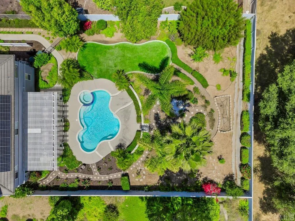https://cdn.realtyfeed.com/cdn/127/306705057/1f7cf22d386f45935179aeafdf67e343.webp