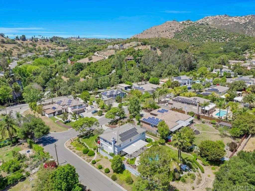 https://cdn.realtyfeed.com/cdn/127/306705057/2f0645ceb58bcfe462b079b42f349bfd.webp