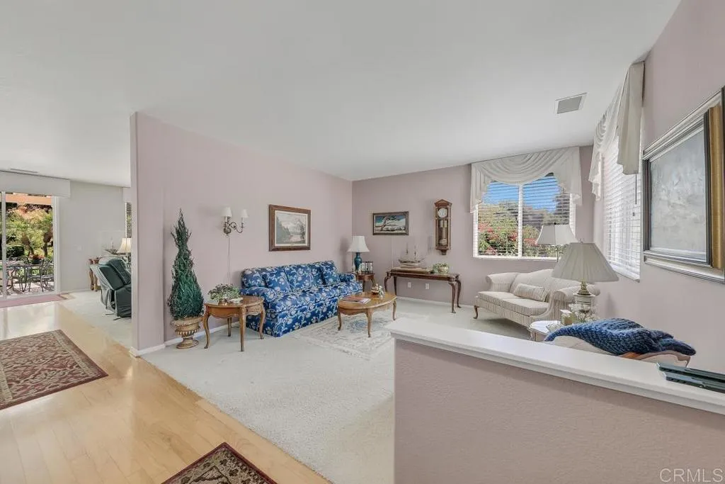 https://cdn.realtyfeed.com/cdn/127/306705057/6f1d9bc4cb823f22c15151f6ff94562c.webp
