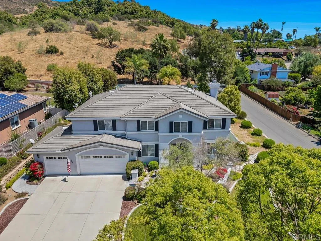 https://cdn.realtyfeed.com/cdn/127/306705057/c1914b0e70ad207ec0844545f28f5dc8.webp