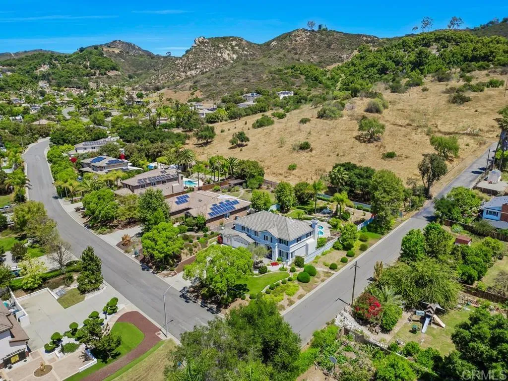https://cdn.realtyfeed.com/cdn/127/306705057/c41776d61e08dd9f0dd0583c22e34d07.webp