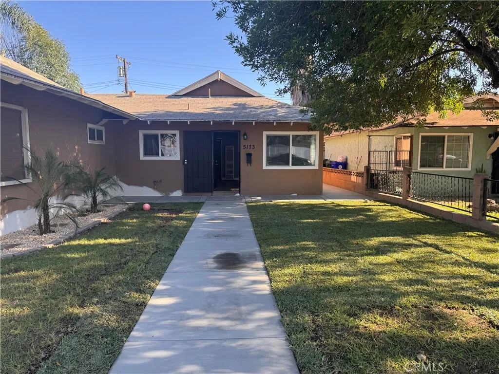 Montclair, CA 91763