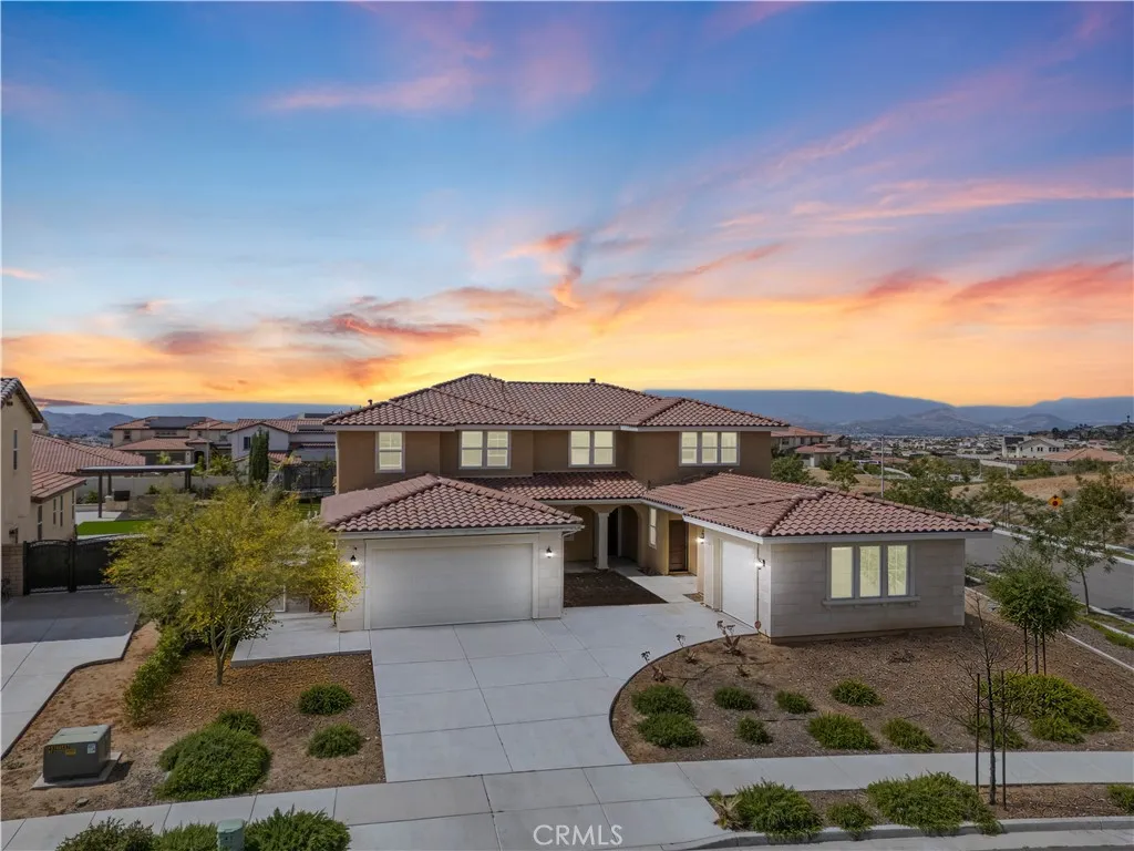 Riverside, CA 92503