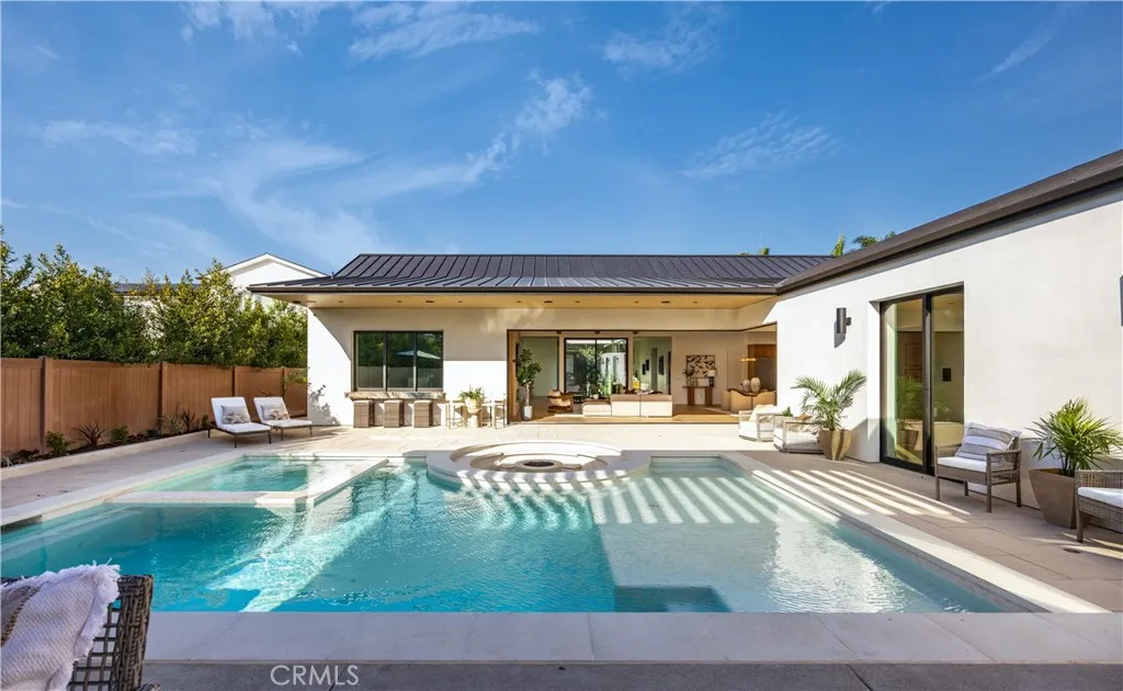 1453 Galaxy Dr, Newport Beach, CA, 92660
