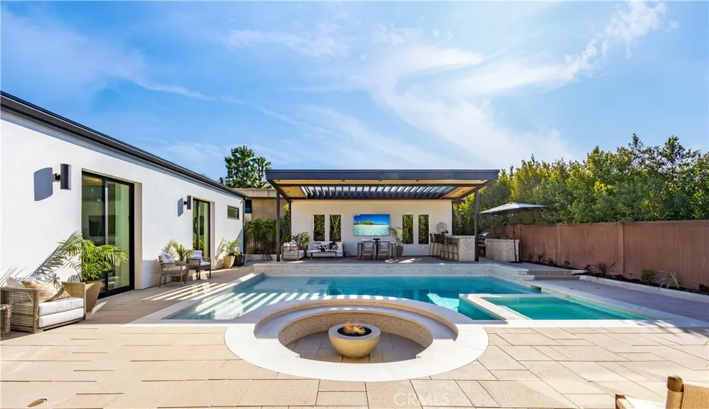 1453 Galaxy Dr, Newport Beach, CA, 92660