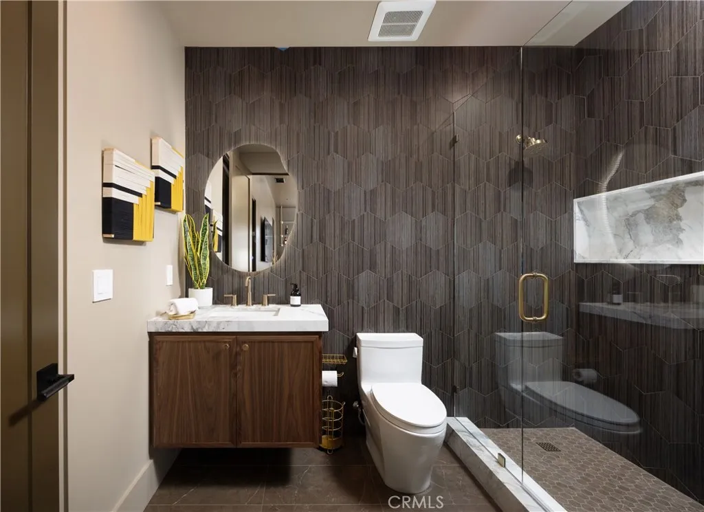 1453 Galaxy Dr, Newport Beach, CA, 92660