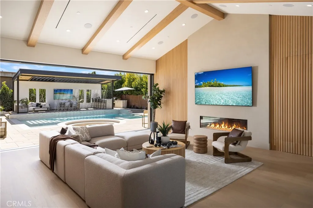 1453 Galaxy Dr, Newport Beach, CA, 92660