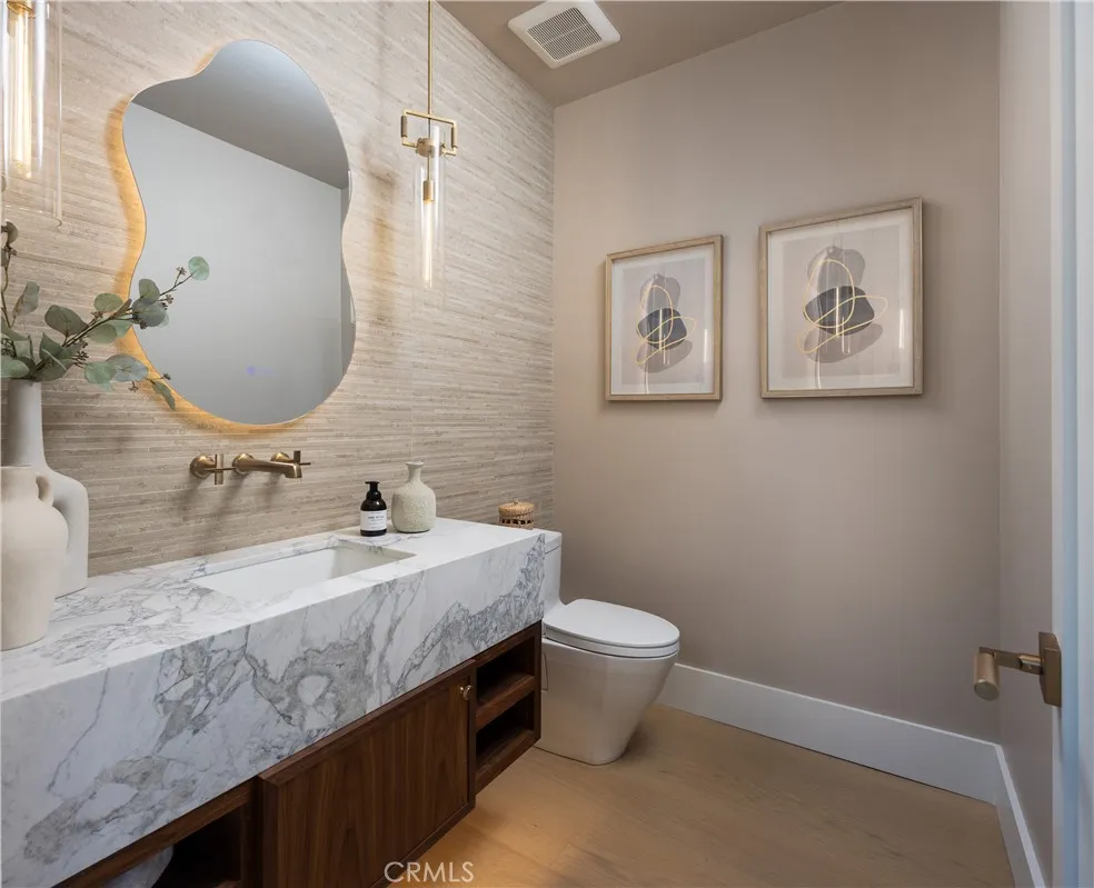 1453 Galaxy Dr, Newport Beach, CA, 92660
