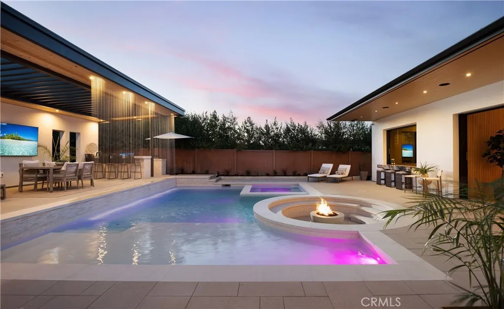 1453 Galaxy Dr, Newport Beach, CA, 92660