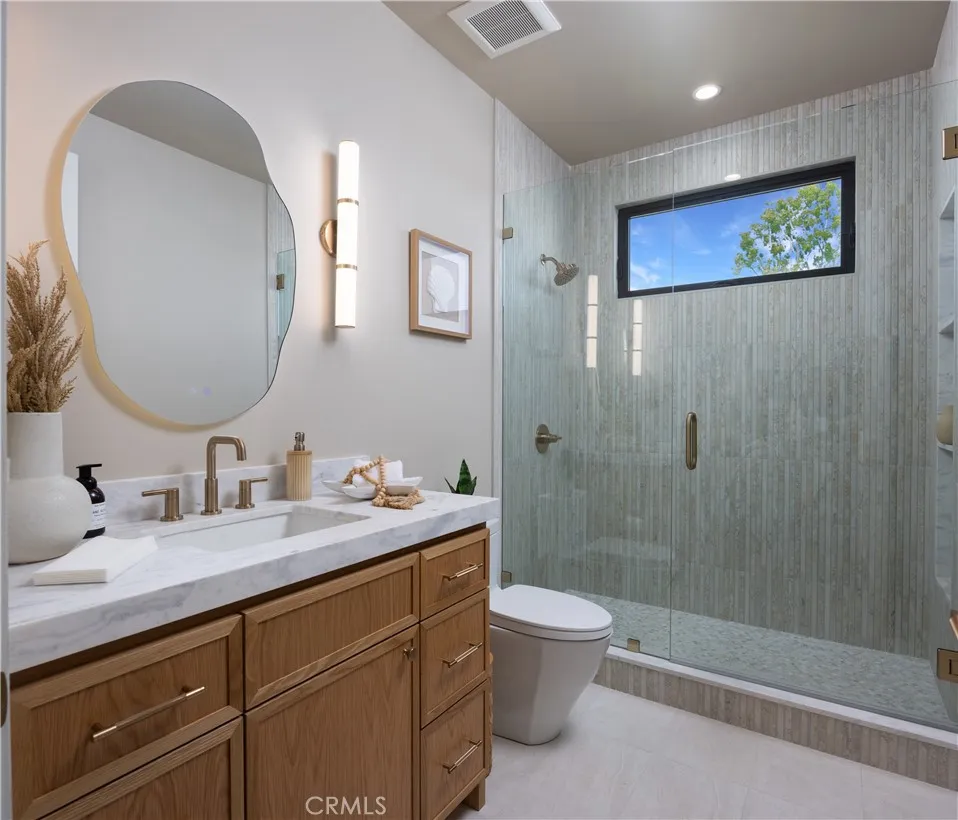 1453 Galaxy Dr, Newport Beach, CA, 92660