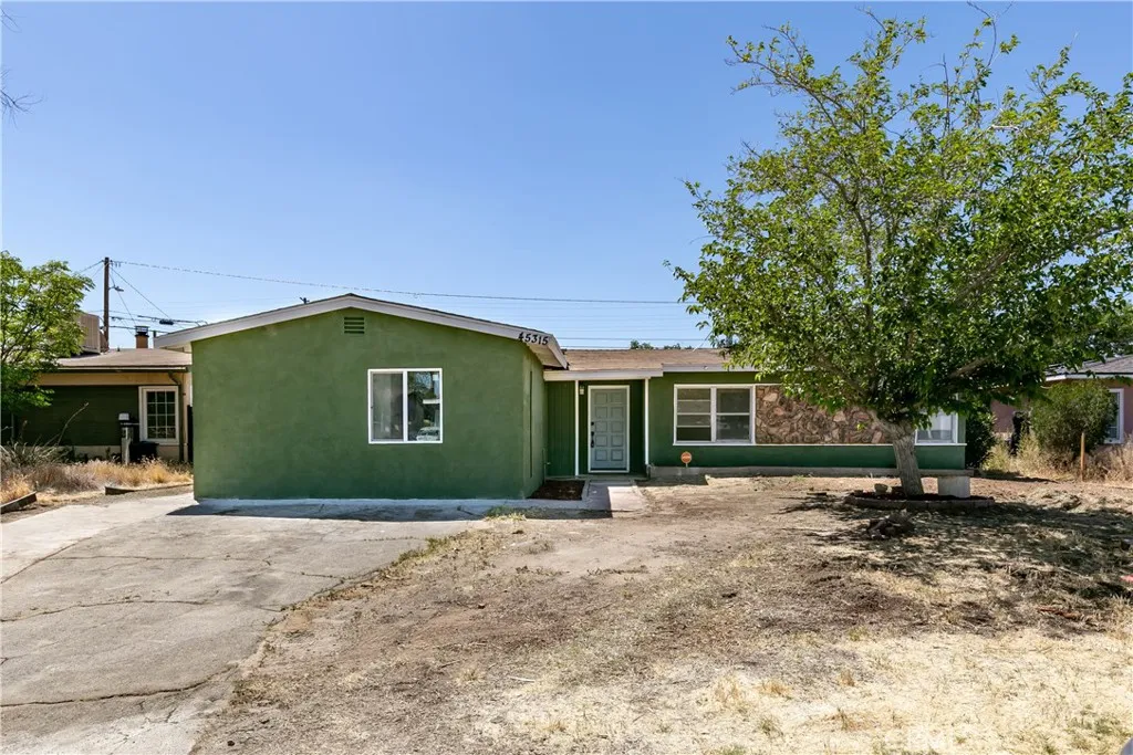 Lancaster, CA 93534