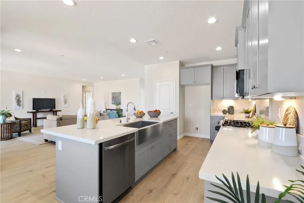 7144 Farmdale Avenue, Hesperia, CA, 92345
