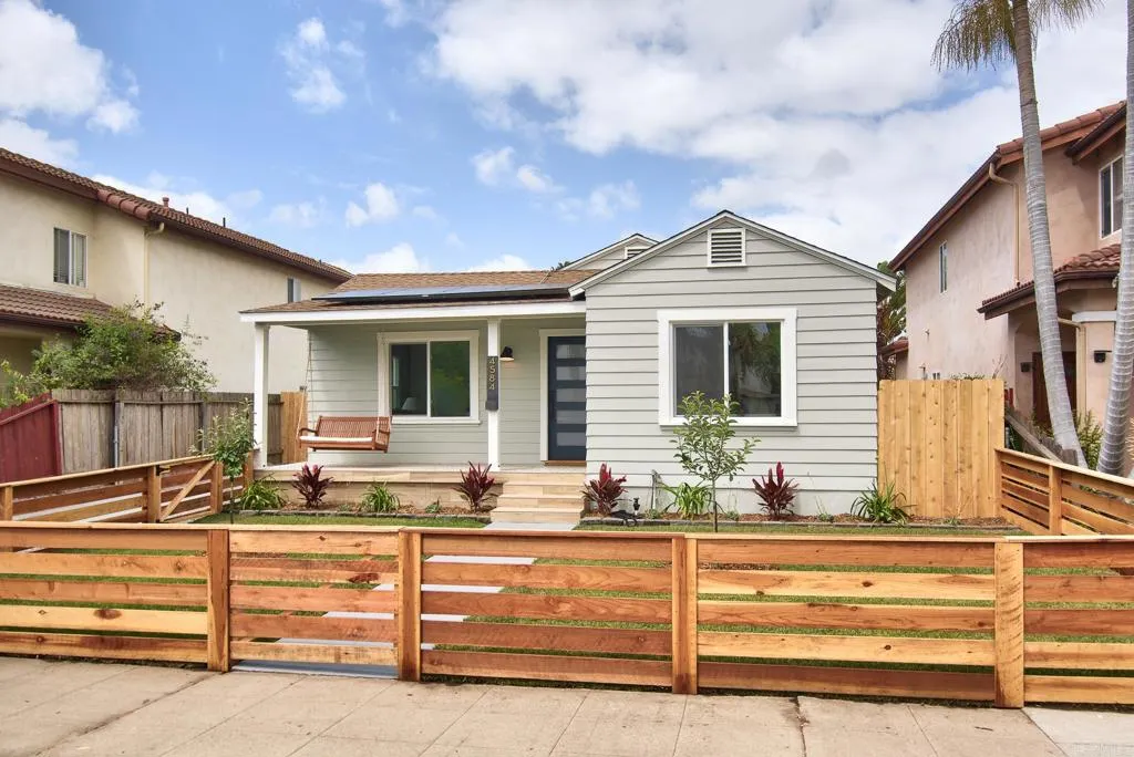 https://cdn.realtyfeed.com/cdn/127/306705205/01d0ed5317c27a6bff89a541344fa934.webp