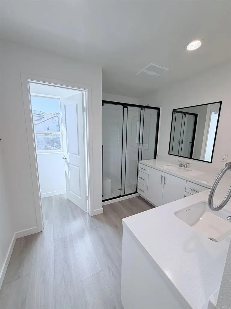 https://cdn.realtyfeed.com/cdn/127/306705227/3830b106a18c76402e4e4f2c5e4a3d29.webp