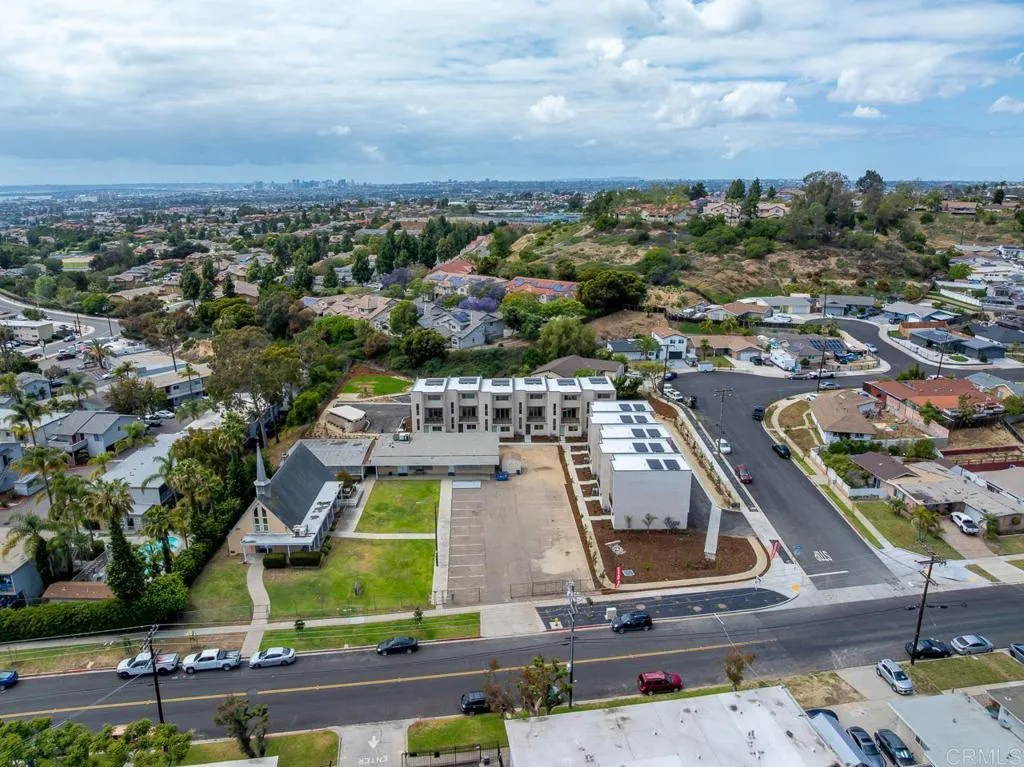https://cdn.realtyfeed.com/cdn/127/306705227/581dd631e39fea65f126e2bed6f3413e.webp