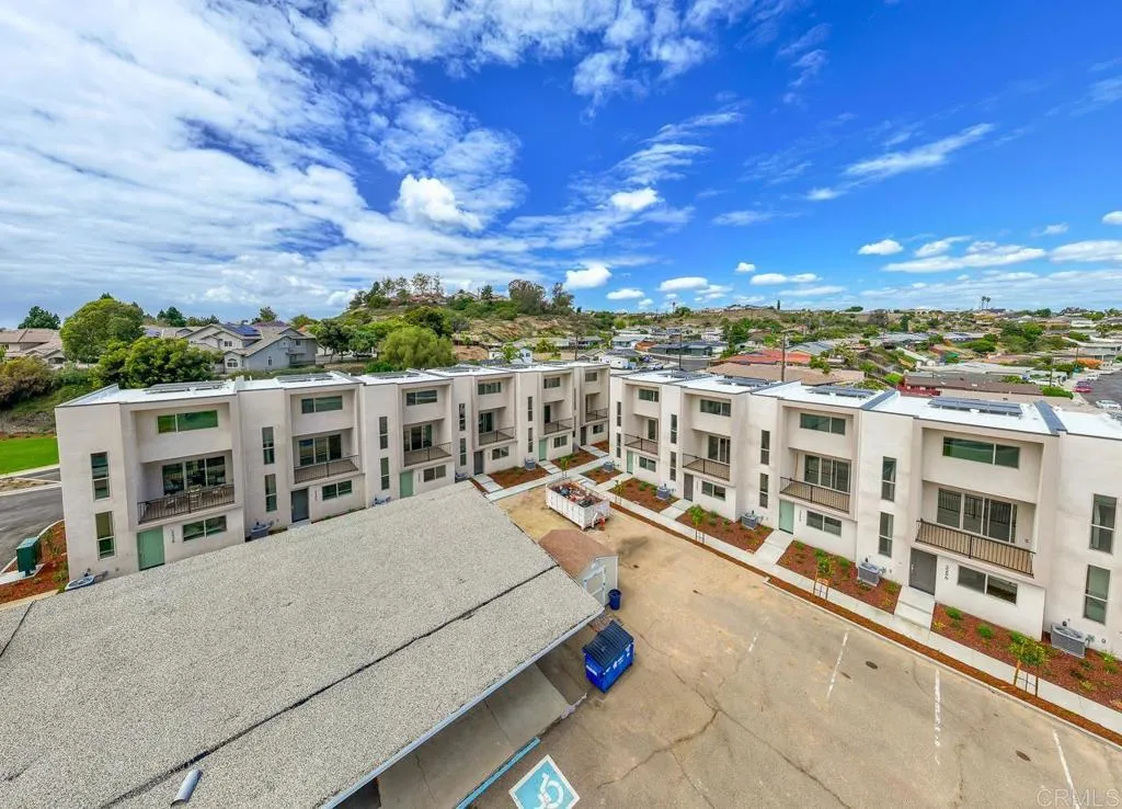 https://cdn.realtyfeed.com/cdn/127/306705227/d7dbe5c6ec0923470fcf9c85700fc258.webp