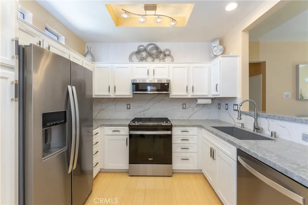 Lake Forest, CA 92610