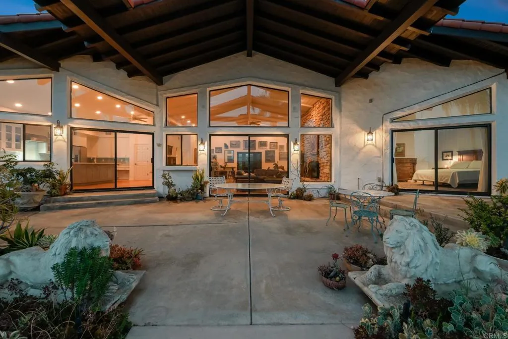 https://cdn.realtyfeed.com/cdn/127/306705254/24a1de15ae37b6f99dd0e79569864fc3.webp