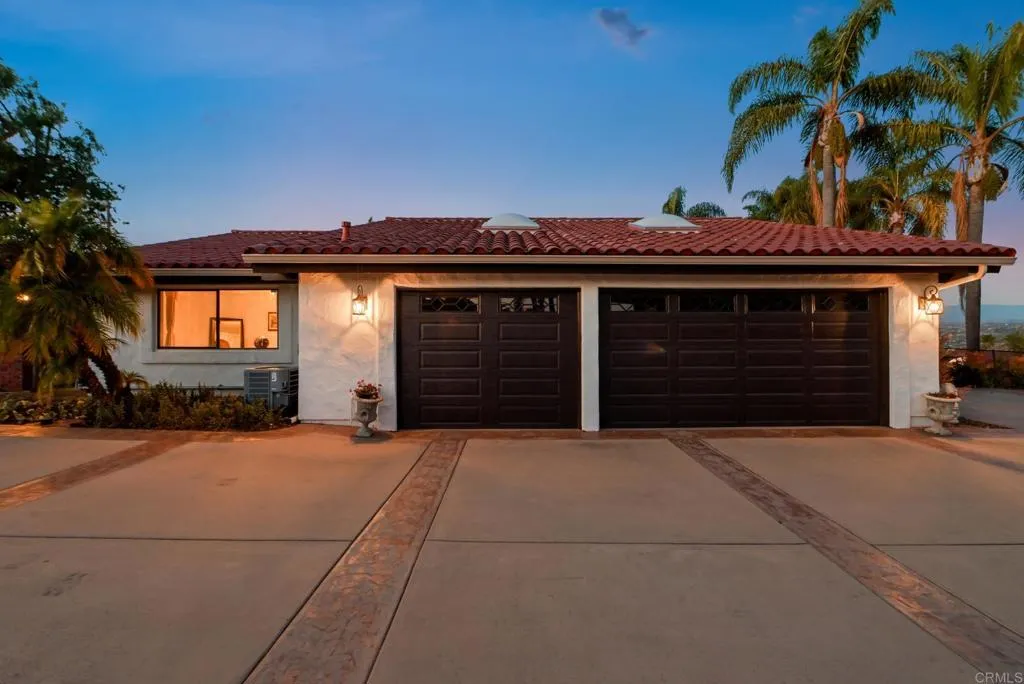https://cdn.realtyfeed.com/cdn/127/306705254/4913bd3a7f5e2cccbd68c5a40679b3f4.webp