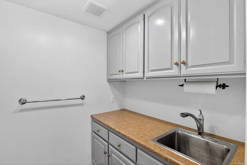 https://cdn.realtyfeed.com/cdn/127/306705254/4db17e7a1d6cc8dae0574ebbb2059f93.webp
