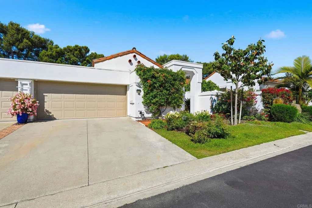 https://cdn.realtyfeed.com/cdn/127/306705260/09a63594c3bd856bba1c7359ffd9b1aa.webp