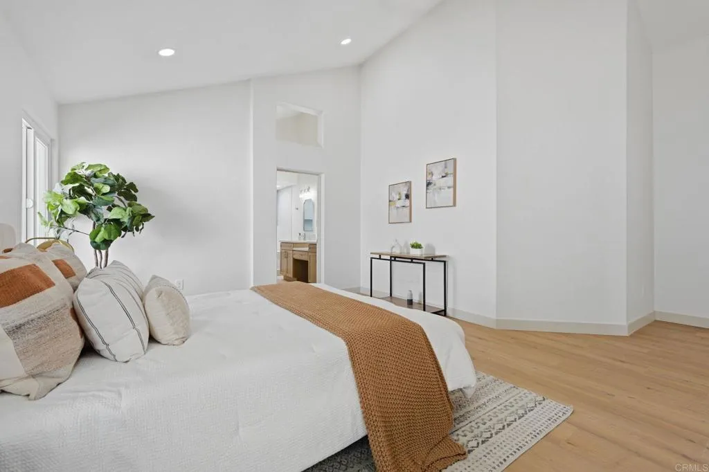 https://cdn.realtyfeed.com/cdn/127/306705260/68ea0d0abf1a7740c1d3d3c38e17257a.webp