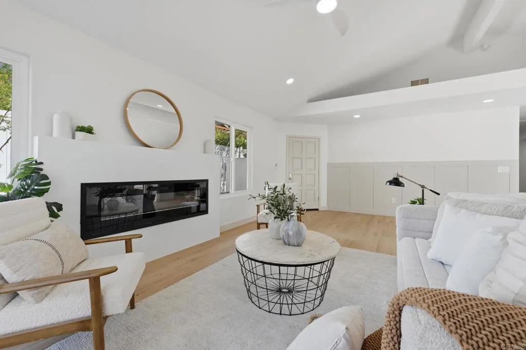 https://cdn.realtyfeed.com/cdn/127/306705260/92d1aca1ca531634dc0f79836b80eb4a.webp