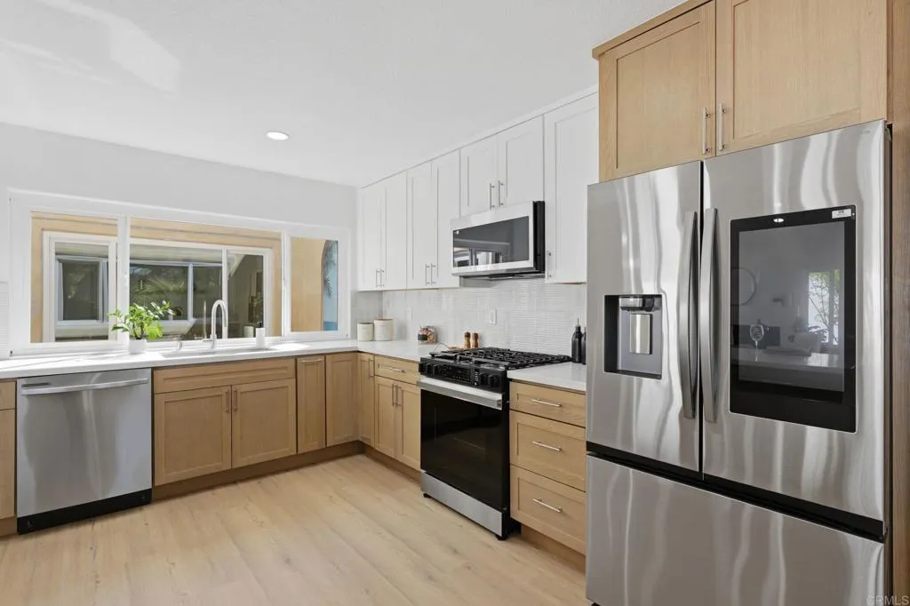 https://cdn.realtyfeed.com/cdn/127/306705260/d4460a8d63930479a59b8b3fe9bd9f33.webp