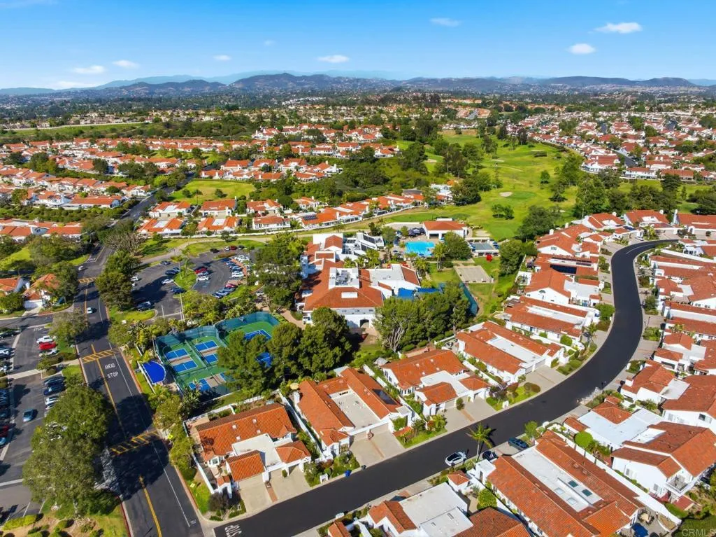 https://cdn.realtyfeed.com/cdn/127/306705260/dbdb963be998109da733e024f281a8f1.webp