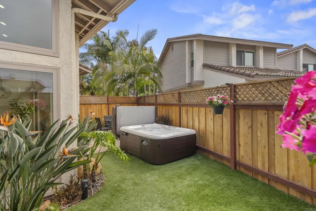 https://cdn.realtyfeed.com/cdn/127/306705314/64ee0f836a733896f3a4d2e69c9b9267.webp