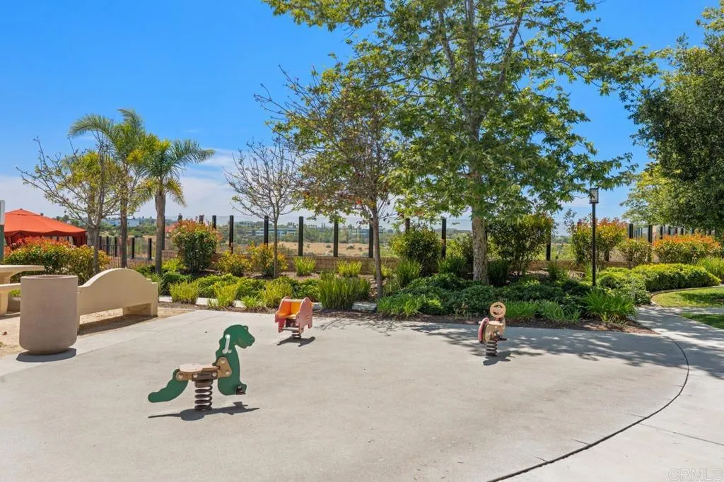 https://cdn.realtyfeed.com/cdn/127/306705346/468981e7420069b3893f814678ca3ce1.webp