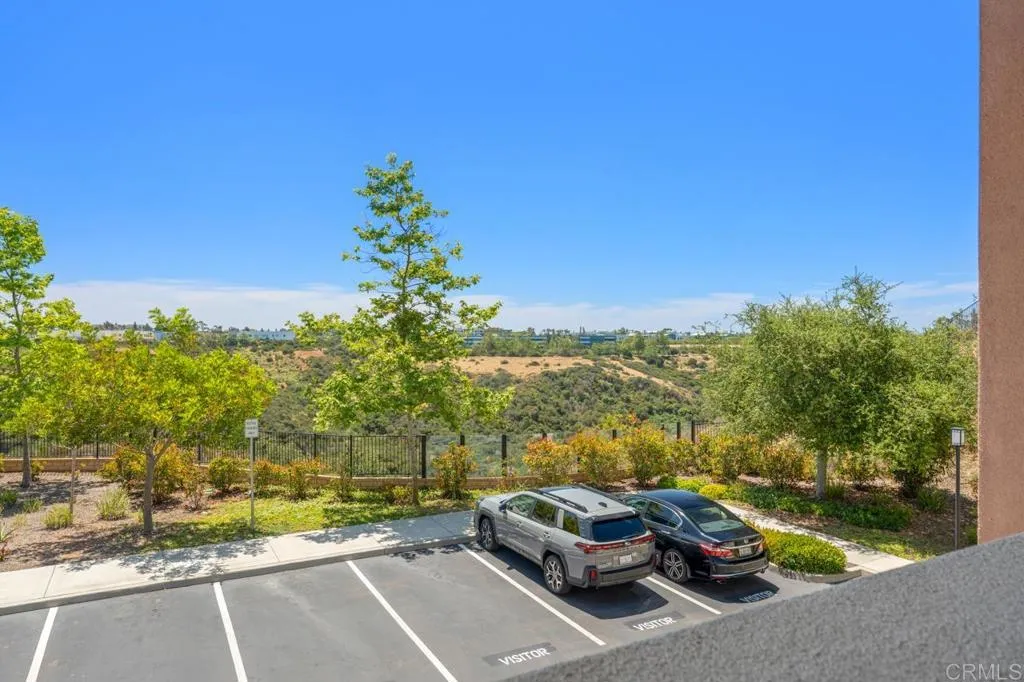 https://cdn.realtyfeed.com/cdn/127/306705346/9e999edbcc59b517ad5f8c38e4253c47.webp