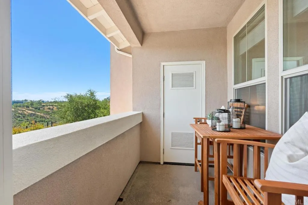 https://cdn.realtyfeed.com/cdn/127/306705346/a14d05858eb0d7202790d730175a8d3a.webp