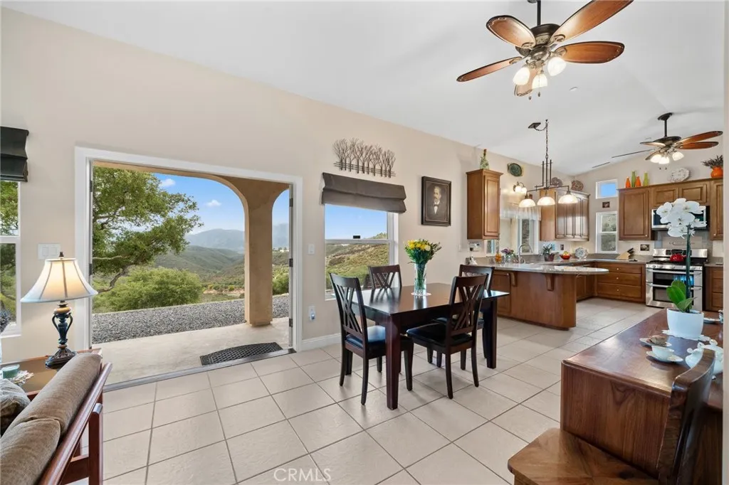 https://cdn.realtyfeed.com/cdn/127/306705368/d95eb87d04e25fec476bad7c4c8dba26.webp