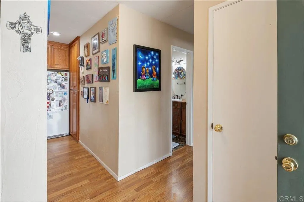 https://cdn.realtyfeed.com/cdn/127/306705375/1eecd497db5ac3f161c4fdf3619bf00f.webp