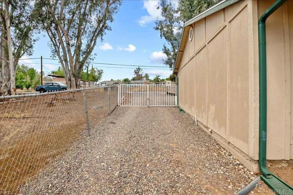 https://cdn.realtyfeed.com/cdn/127/306705375/7a06989fb5cf521f3568668a60917d4b.webp