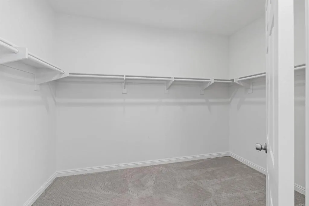 https://cdn.realtyfeed.com/cdn/127/306705390/25c00e7d23df129910734b721c4daa18.webp